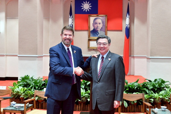 接見美國台灣商業協會訪團一行 卓揆:盼在對等關稅及科技合作基礎上共築堅實民主供應鏈