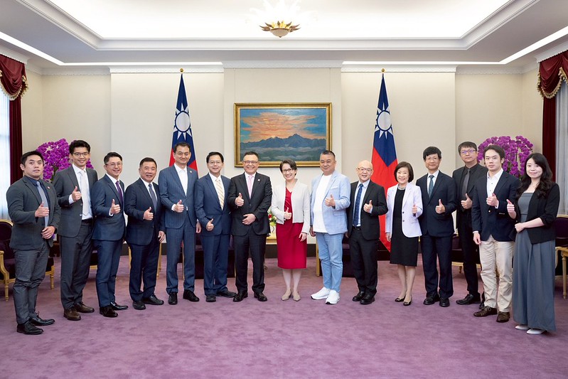 副總統肯定連鎖加盟產業貢獻　盼攜手協助青年實現創業夢想