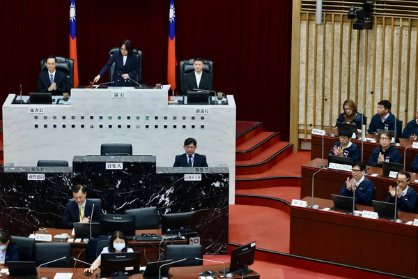高雄市議會第4屆第7次定期大會閉幕 陳其邁率市府團隊感謝議會監督與支持