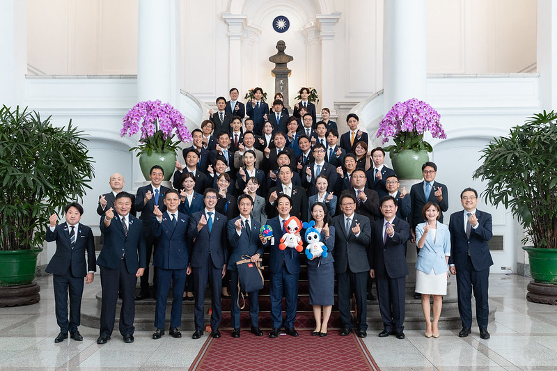 總統接見日本自民黨青年局訪團 盼臺日團結合作 共同守護民主、自由、和平與繁榮