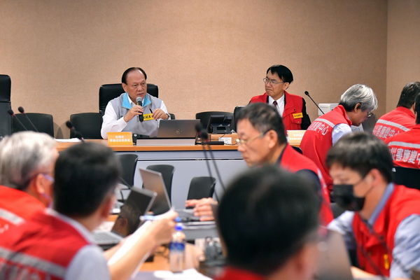 政院因應首次行動網路降速演練啟動跨部會應變中心　季連成政委：即時掌握...