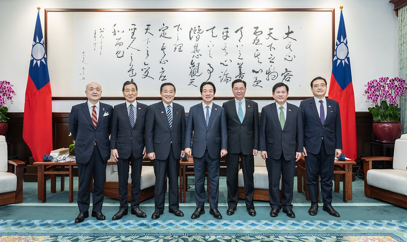 總統接見日本前首相補佐官長島昭久眾議員 盼臺日強化國防及全社會防衛韌性 共同打造民主供應鏈