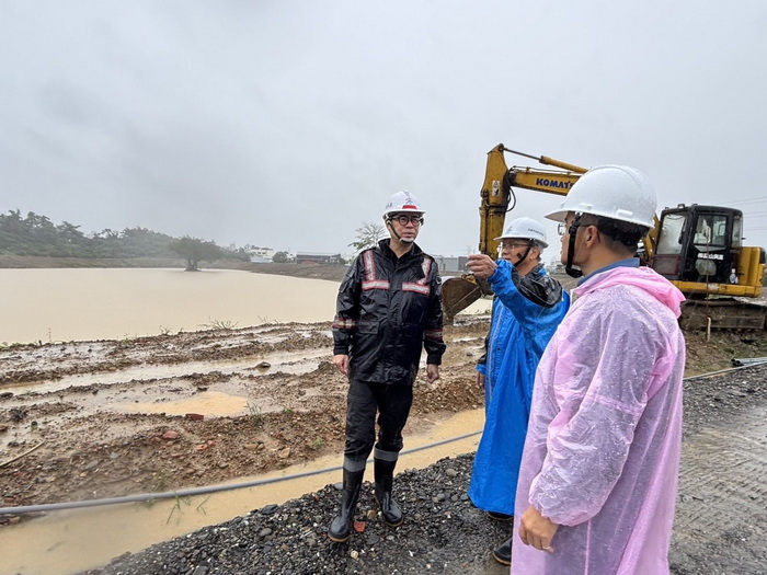 強降雨襲高雄 陳其邁市長視察仁武治水設施並勘查災情